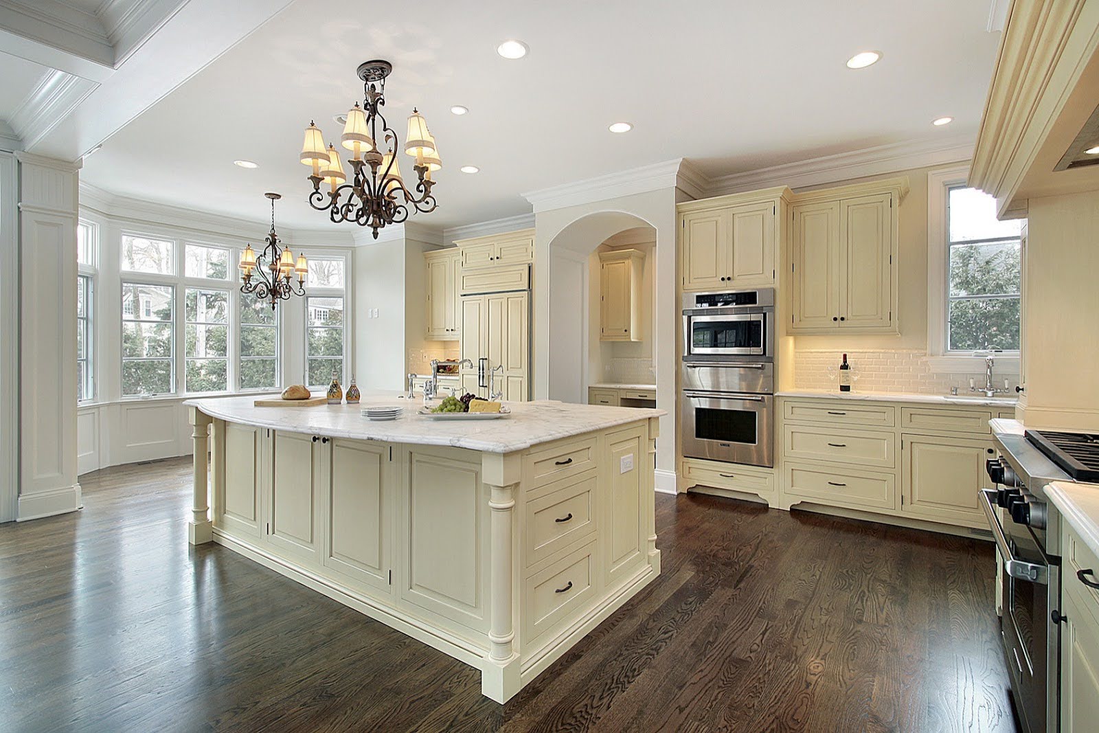 Marble With Radius Countertop Edges